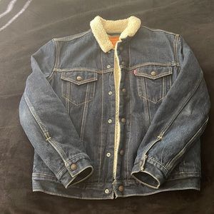Men Levi’s Sherpa Trucker Jacket - Navy (Medium)